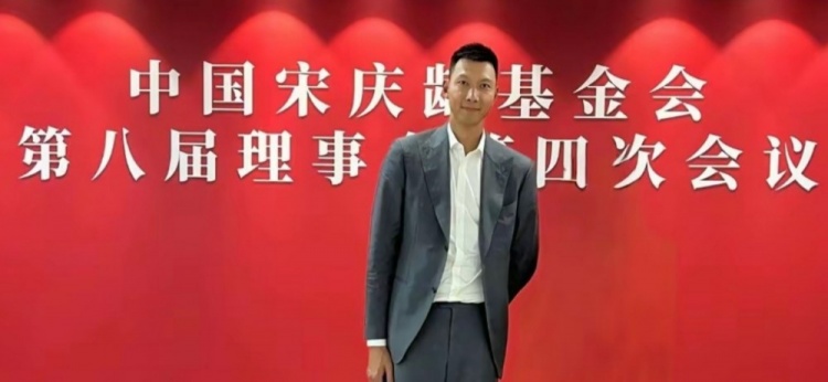 時隔5個月首次公開露面！大河報：易建聯關聯公司成被執行人